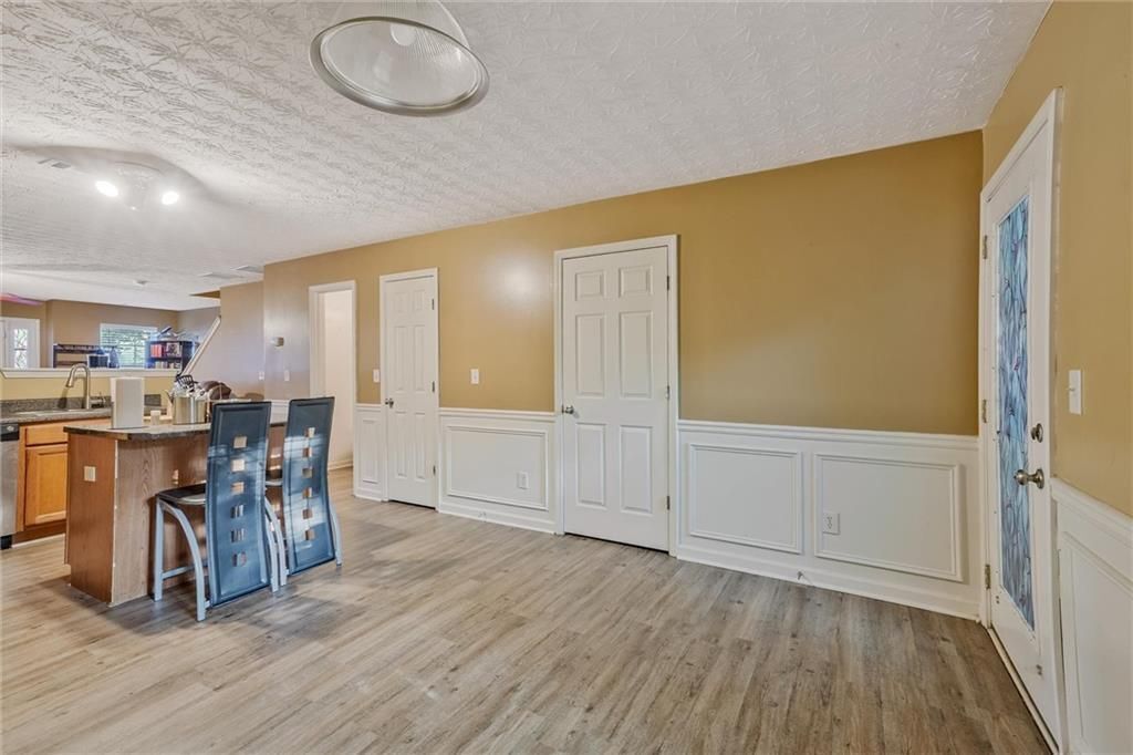 Building Photo - 2870 Vining Ridge Terrace