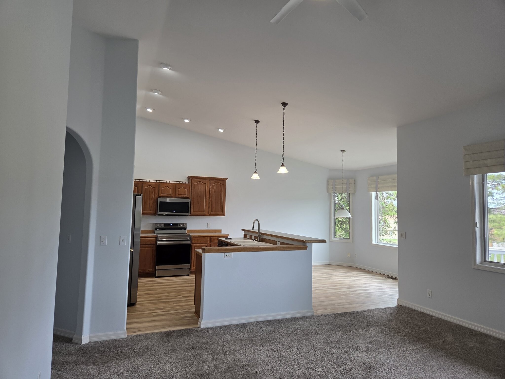 Building Photo - 521 Burnham Pl