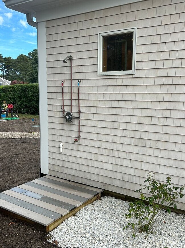 Building Photo - Brand New 1 Bedroom