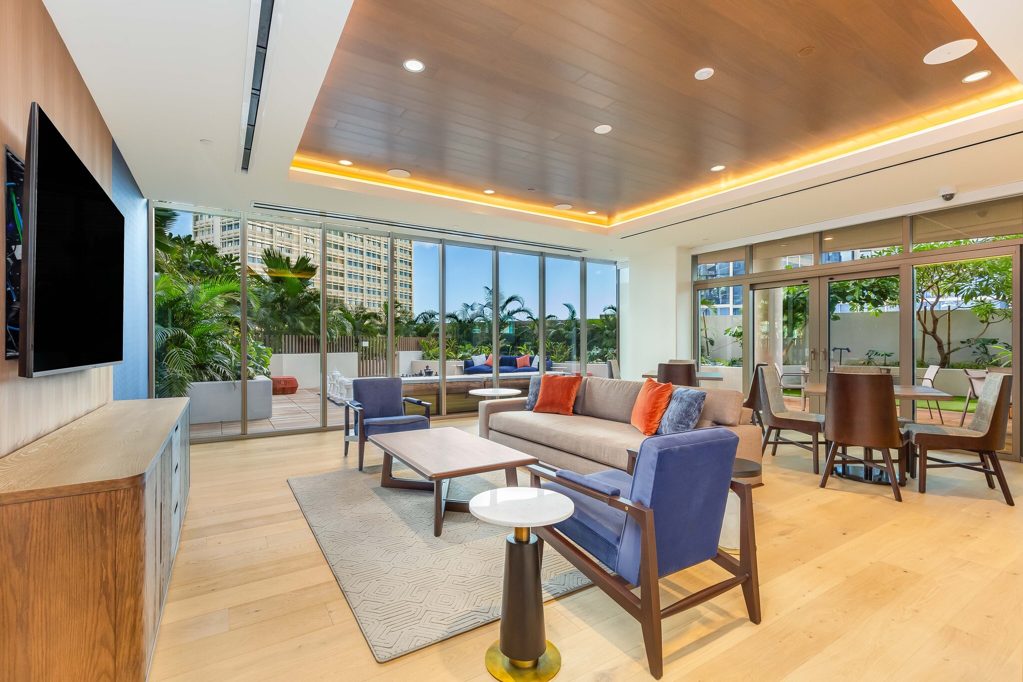 Building Photo - 1388 Kapiolani Blvd