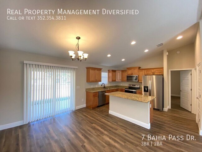 Building Photo - 7 Bahia Pass Dr