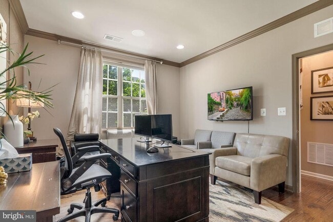 Building Photo - 22595 Willington Square