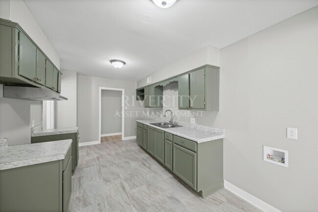 Building Photo - 1598 Frayser Blvd