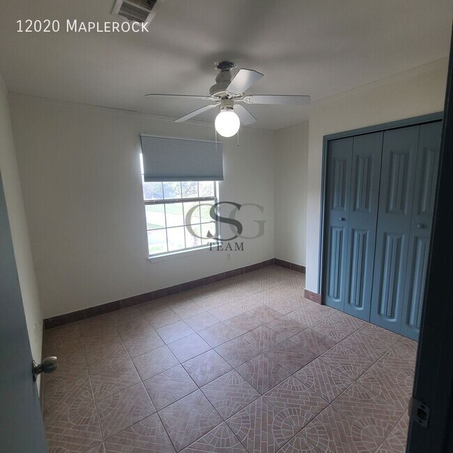 Building Photo - 12020 Maplerock-