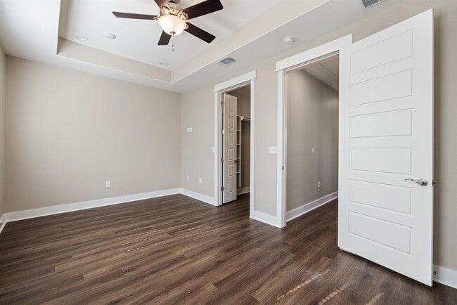 Building Photo - 1702 Cedar Bend Dr