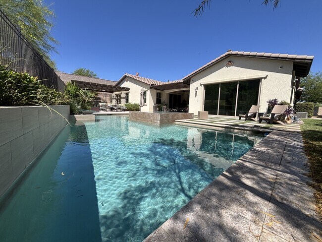 Building Photo - 81 Navarra Canyon Ct