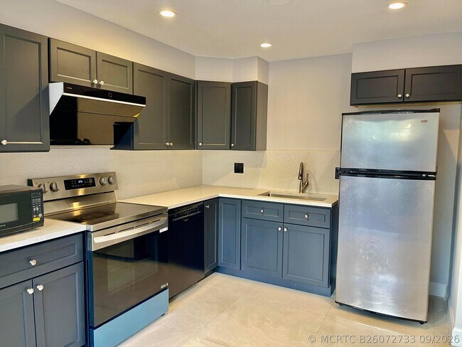 Building Photo - 3555 NW 91st Ln