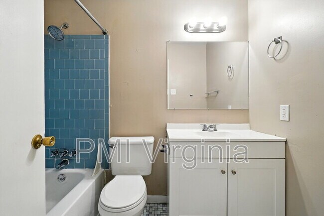 Building Photo - 1076 Dubose Dr