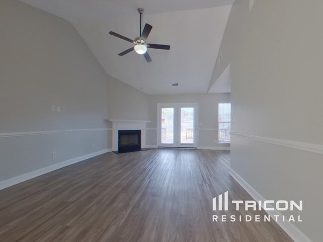 Building Photo - 92 Providence Plantation Cir