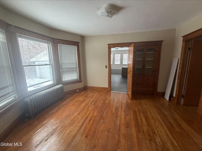 Building Photo - 5 Mockingbird Hill