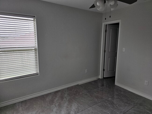 Building Photo - 5412 Capilla St