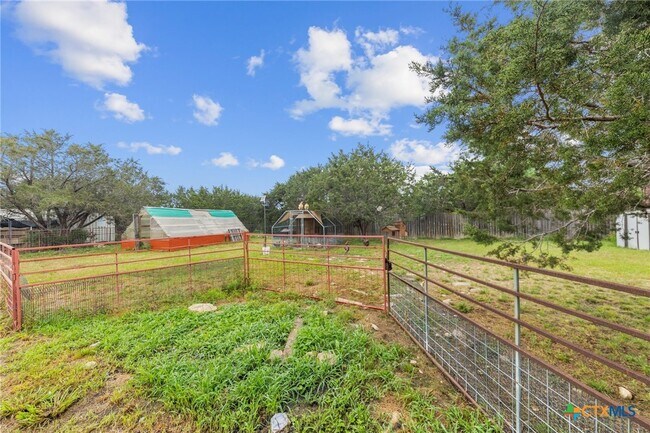 Building Photo - 770 Co Rd 3371