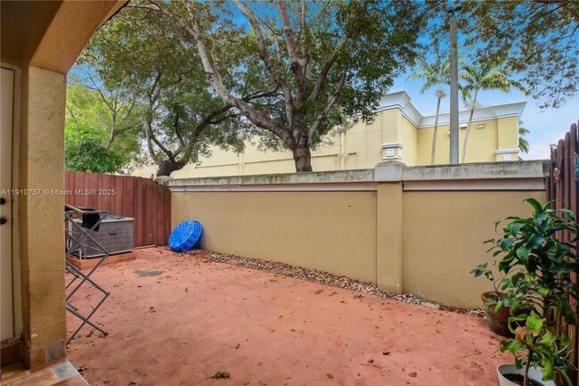 Building Photo - 7141 SW 158th Ct