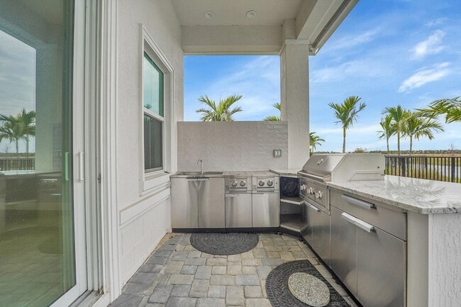 Building Photo - 12582 Nautilus Cir