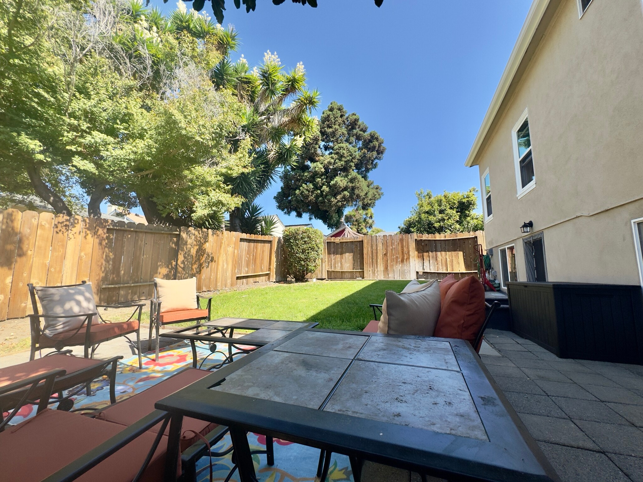 Building Photo - 2615 Maxwell Ave