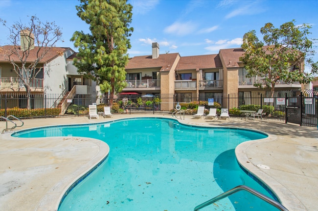 Building Photo - UPGRADED ONE BEDROOM OASIS IN GATED COMMUNITY