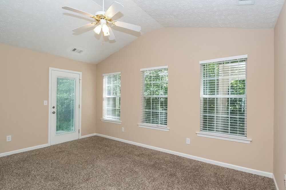 Building Photo - 1840 Courtyard Ln