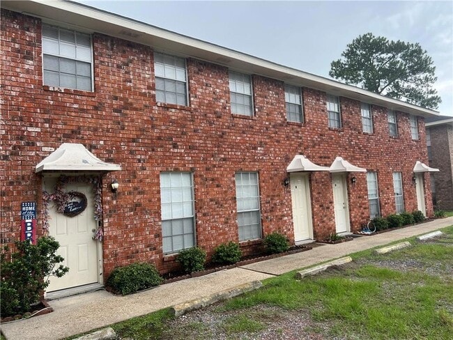 Primary Photo - 203 Maryland Dr