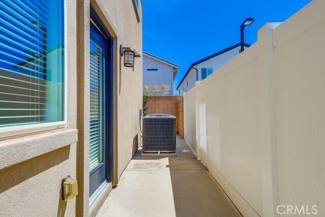Building Photo - 21060 E Cypress St
