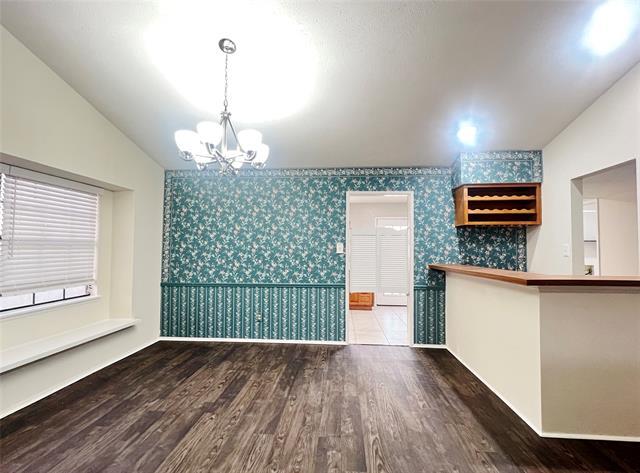 Building Photo - 1304 Creekwood Ct