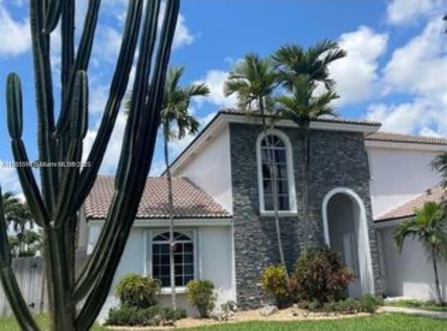 Primary Photo - 17130 SW 153rd Ct