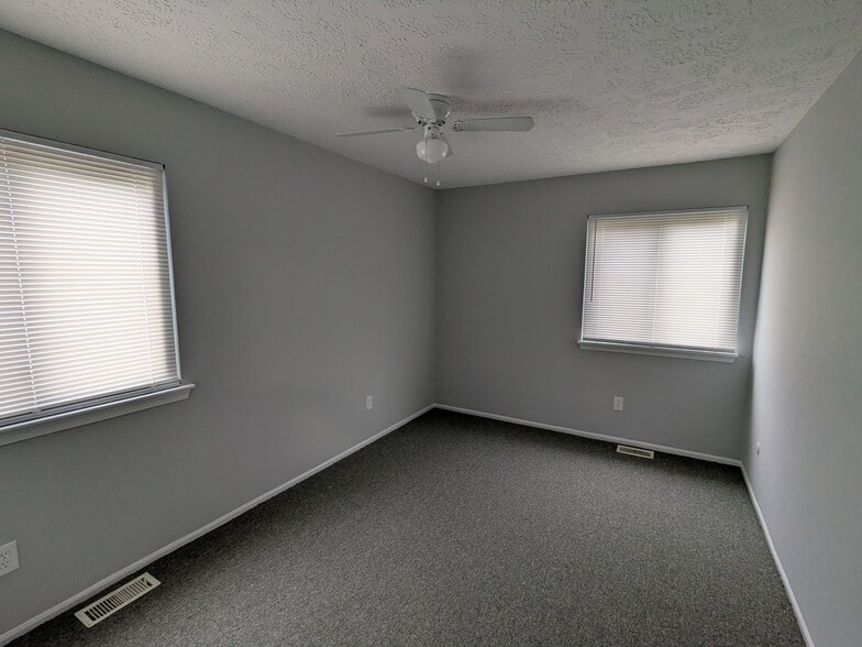 3rd Bedroom - 22 Fomalhaut Ct