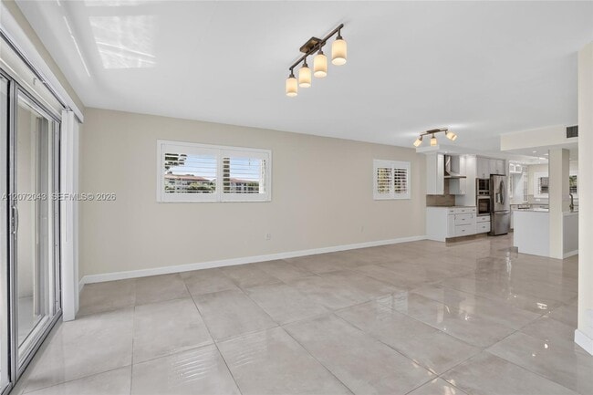 Building Photo - 13800 SW 14th St