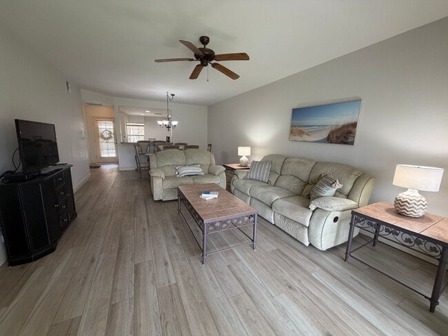 Building Photo - 3009 Driftwood Way