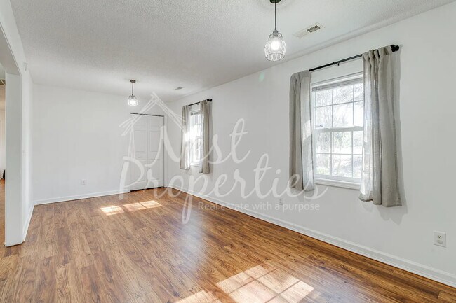 Building Photo - 4845 Patriot Pkwy