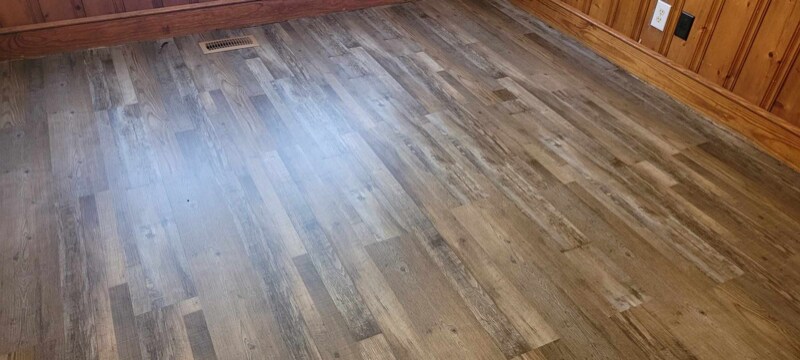 Building Photo - 811 Paul St