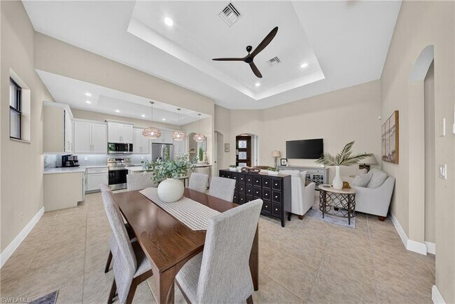 Building Photo - 7890 Allende Ln