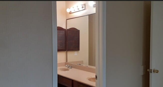 Building Photo - 8223 Furlong Ln