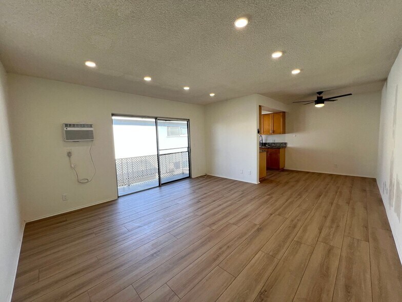 Building Photo - 3545 Keystone Av