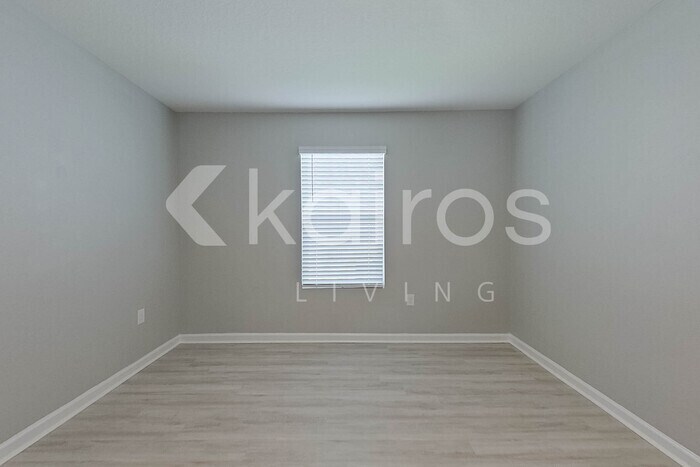 Building Photo - 217 Monarch Ln