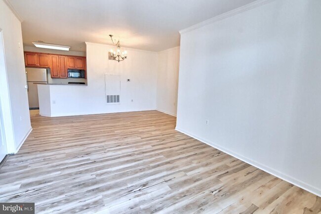 Building Photo - 21216 McFadden Square