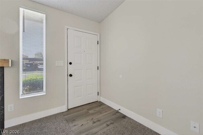 Building Photo - 6529 Pinon Pine Way