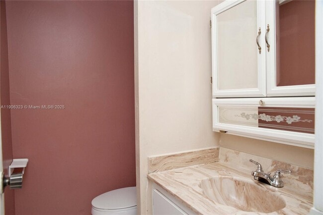 Building Photo - 19216 NE 25th Ave