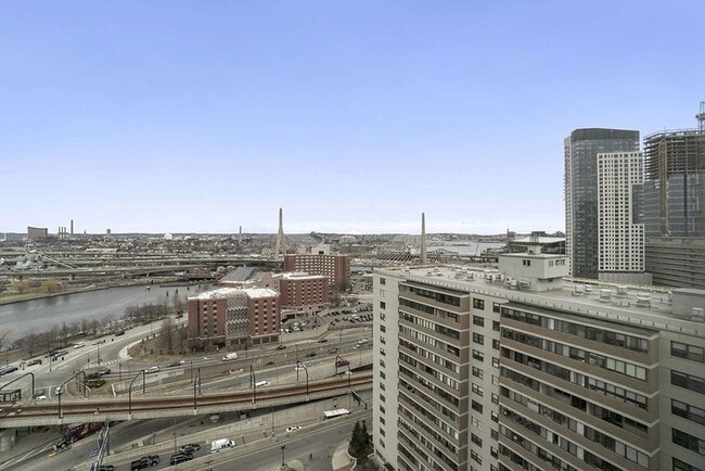 Building Photo - 8 Whittier Pl