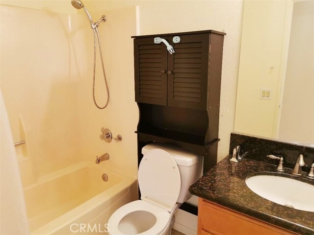 Building Photo - 138 Oakwell Dr