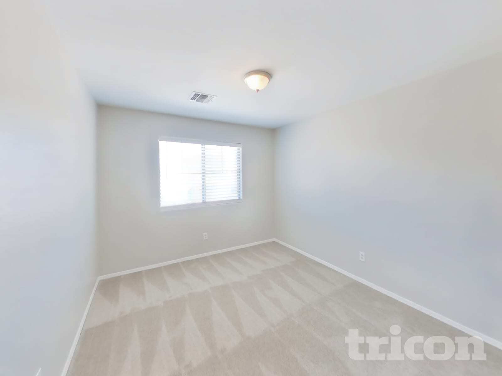 Building Photo - 377 E Maddison St