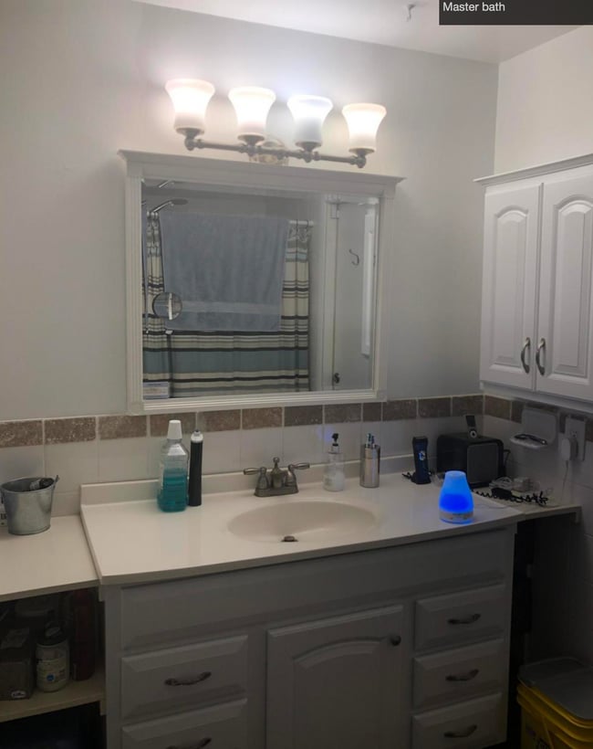 Building Photo - Indialantic 2 Bedroom Home
