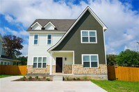 Building Photo - 3200 Link St