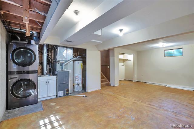 Building Photo - 14808 E Tufts Ave