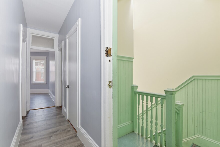 Building Photo - 3 Moreland St