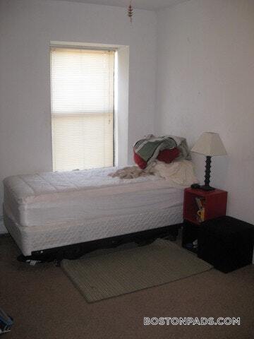 Building Photo - 610 Columbus Ave