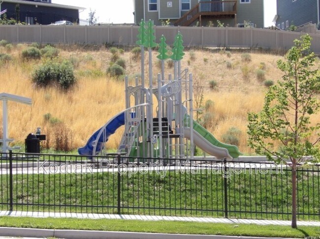 Building Photo - 4953 N Marble Fox Way