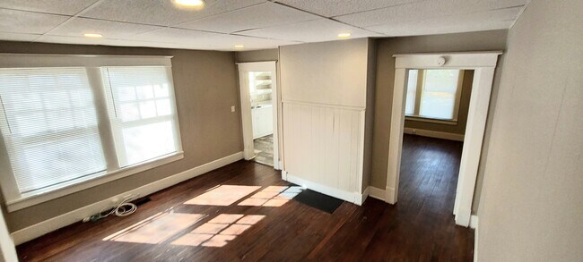 Building Photo - 2411 Wrightsboro Rd