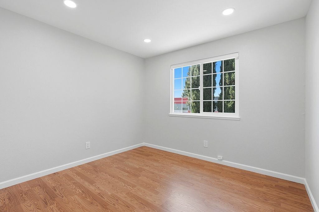 Building Photo - 1517 David Ln