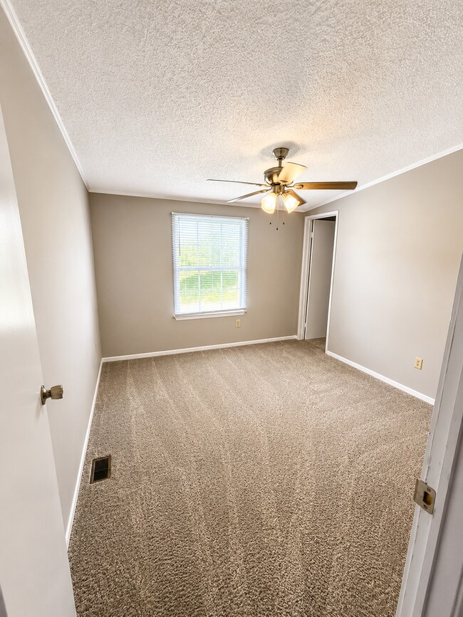 Building Photo - 801 Jetty Ct