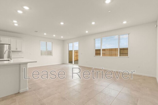 Building Photo - 2385 Sather St